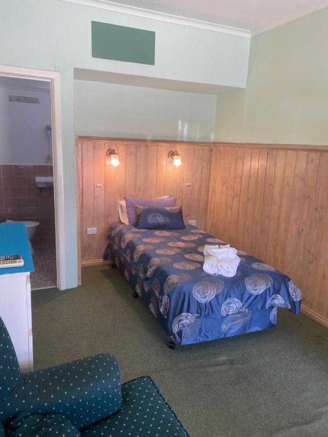סוון היל Paddle Steamer Motel מראה חיצוני תמונה